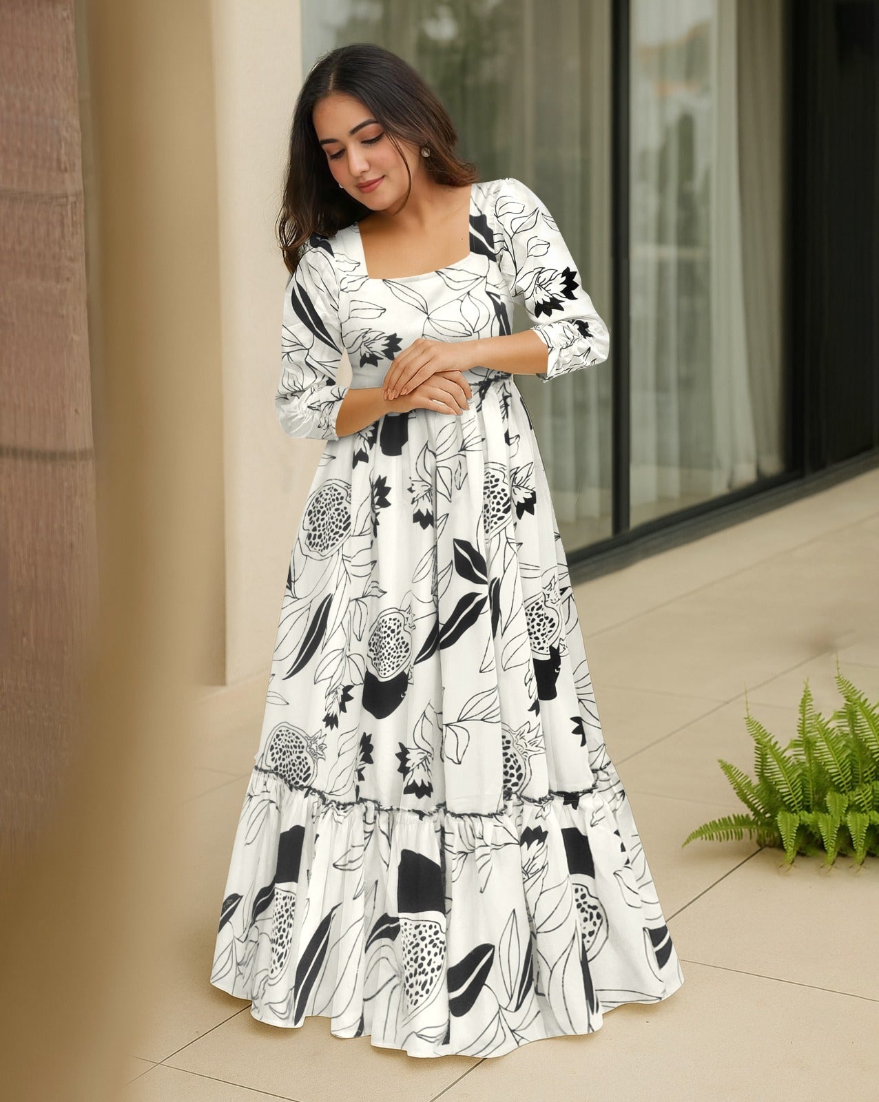 Monochrome Pomegranate Square-Neck Flare Gown