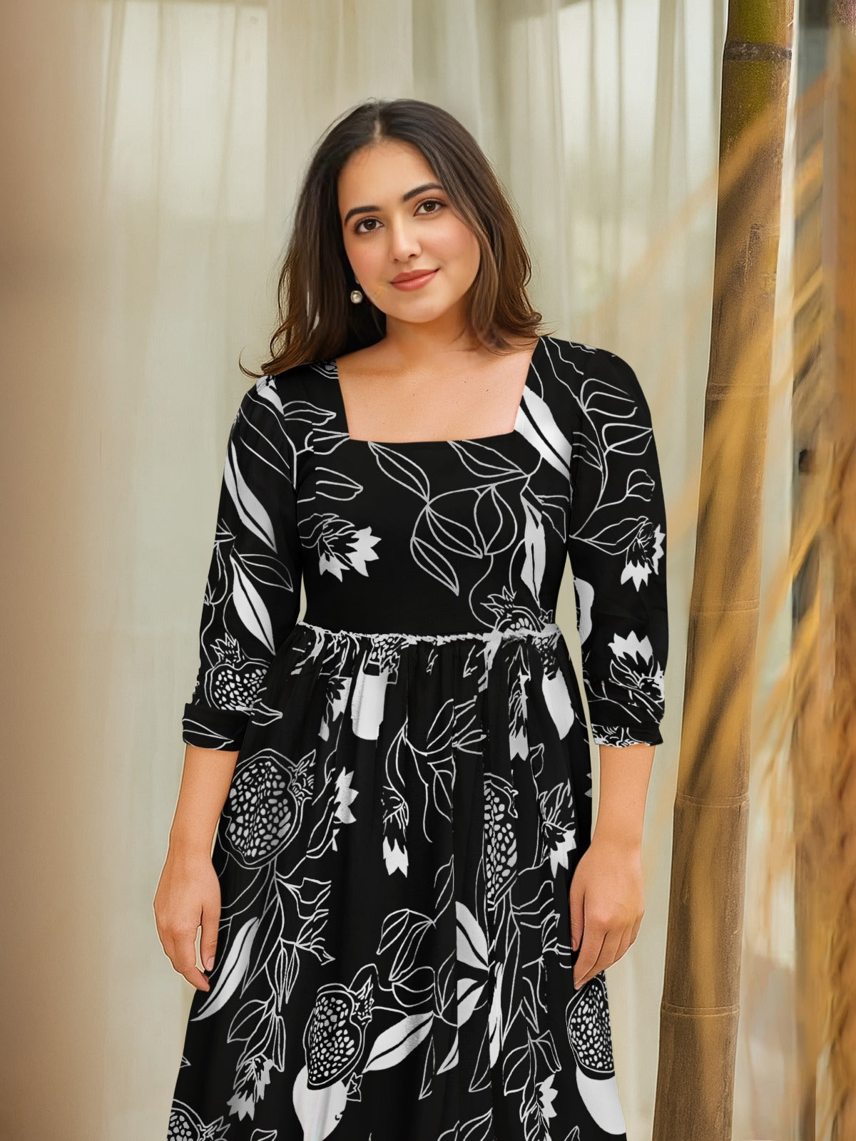 Monochrome Floral & Botanical Tiered Anarkali